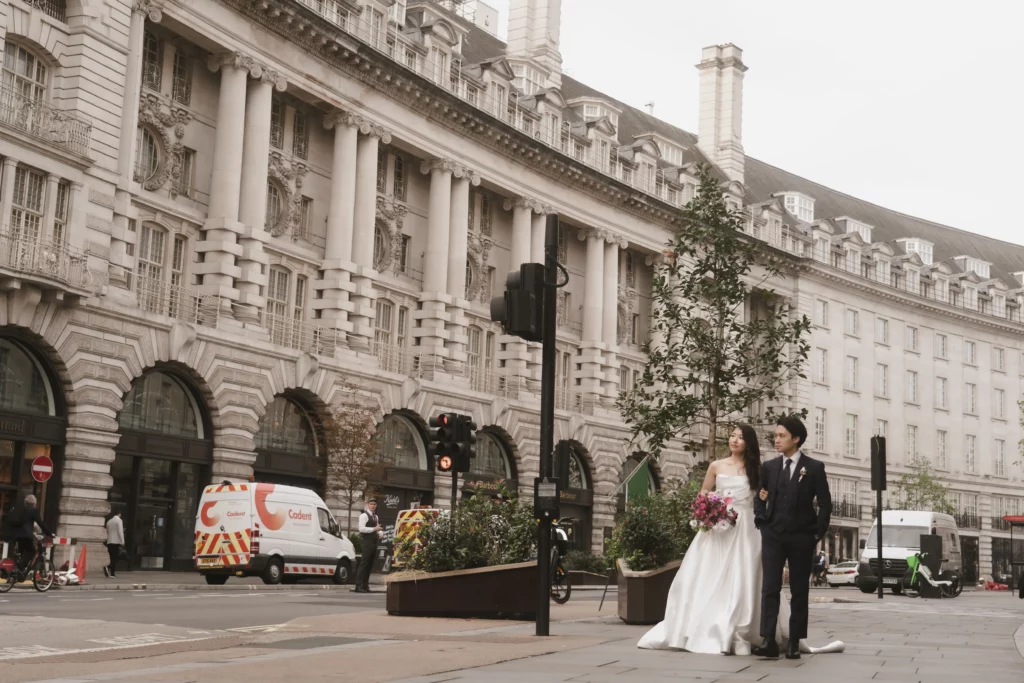 ロンドン 前撮り ウエディングフォト Regent Street / リージェントストリートク 04